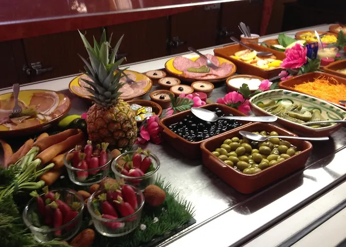 Restaurant La Garenne 2* Tresserre